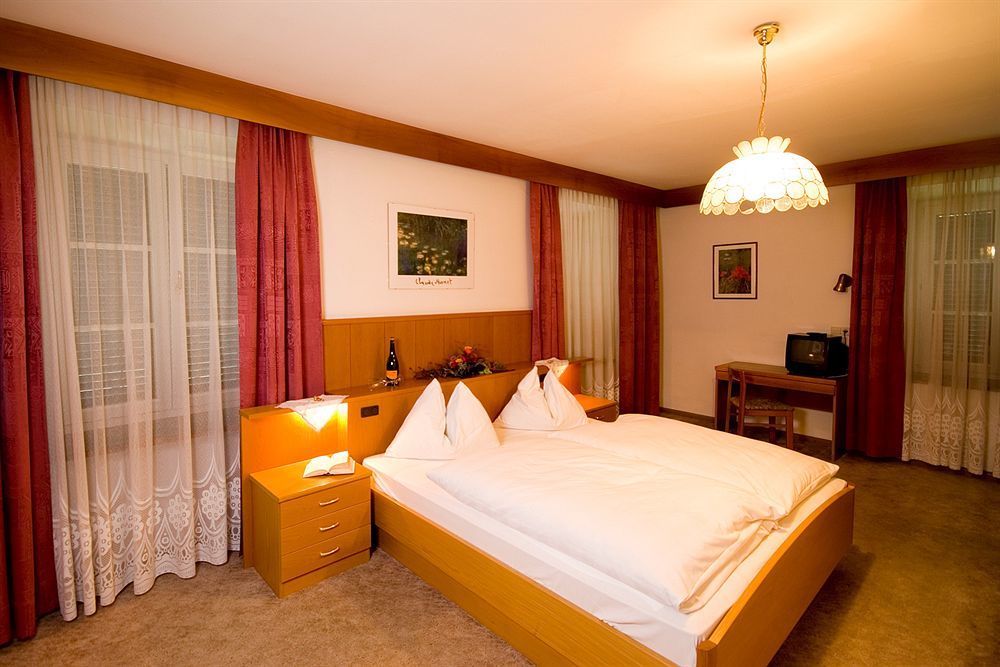 Lener Wirtshaus & Hotel Freienfeld Zewnętrze zdjęcie